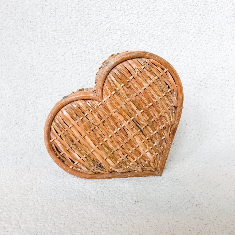 Heart Shaped Wicker Basket with Lid
